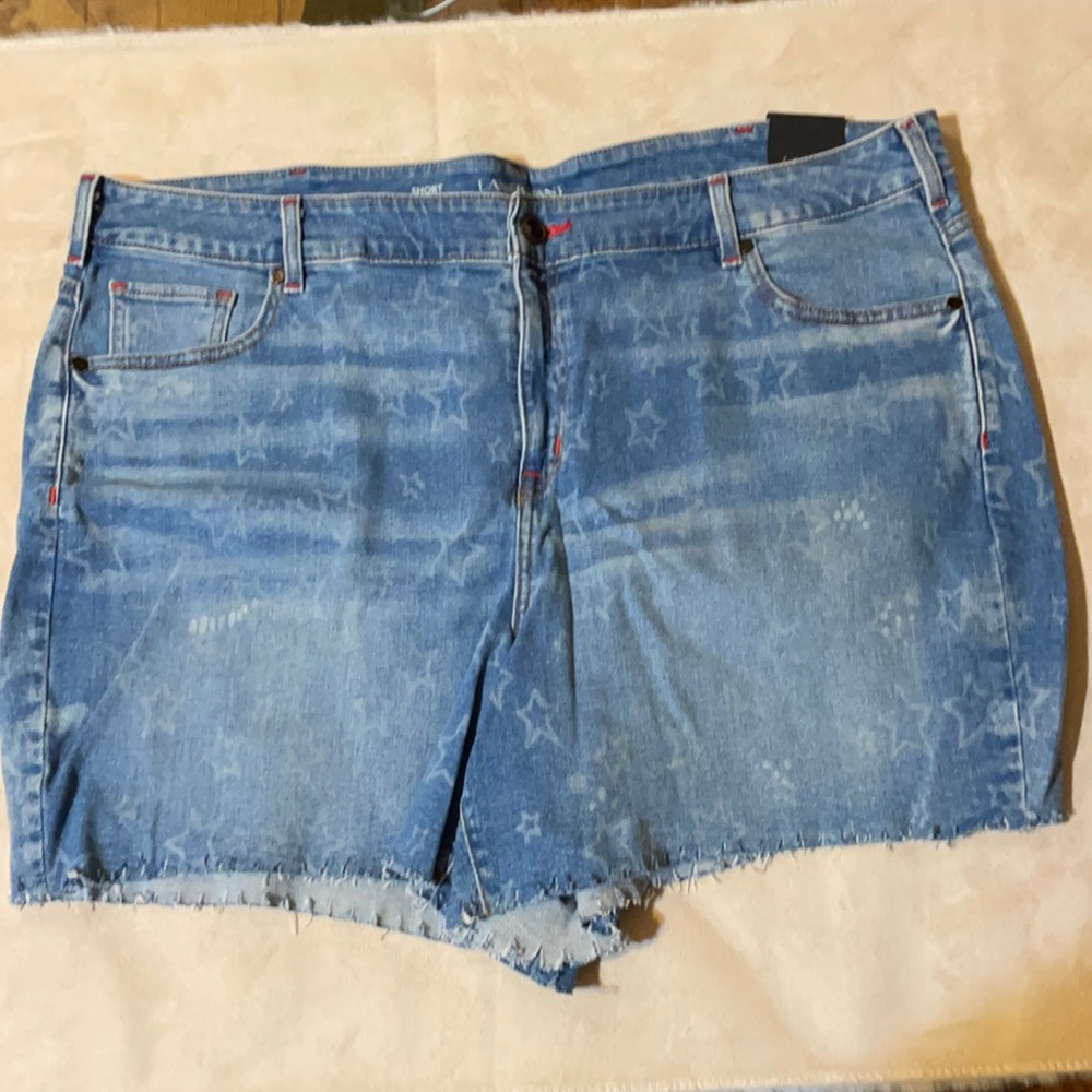 Lane Bryant girlfriend shorts - stars